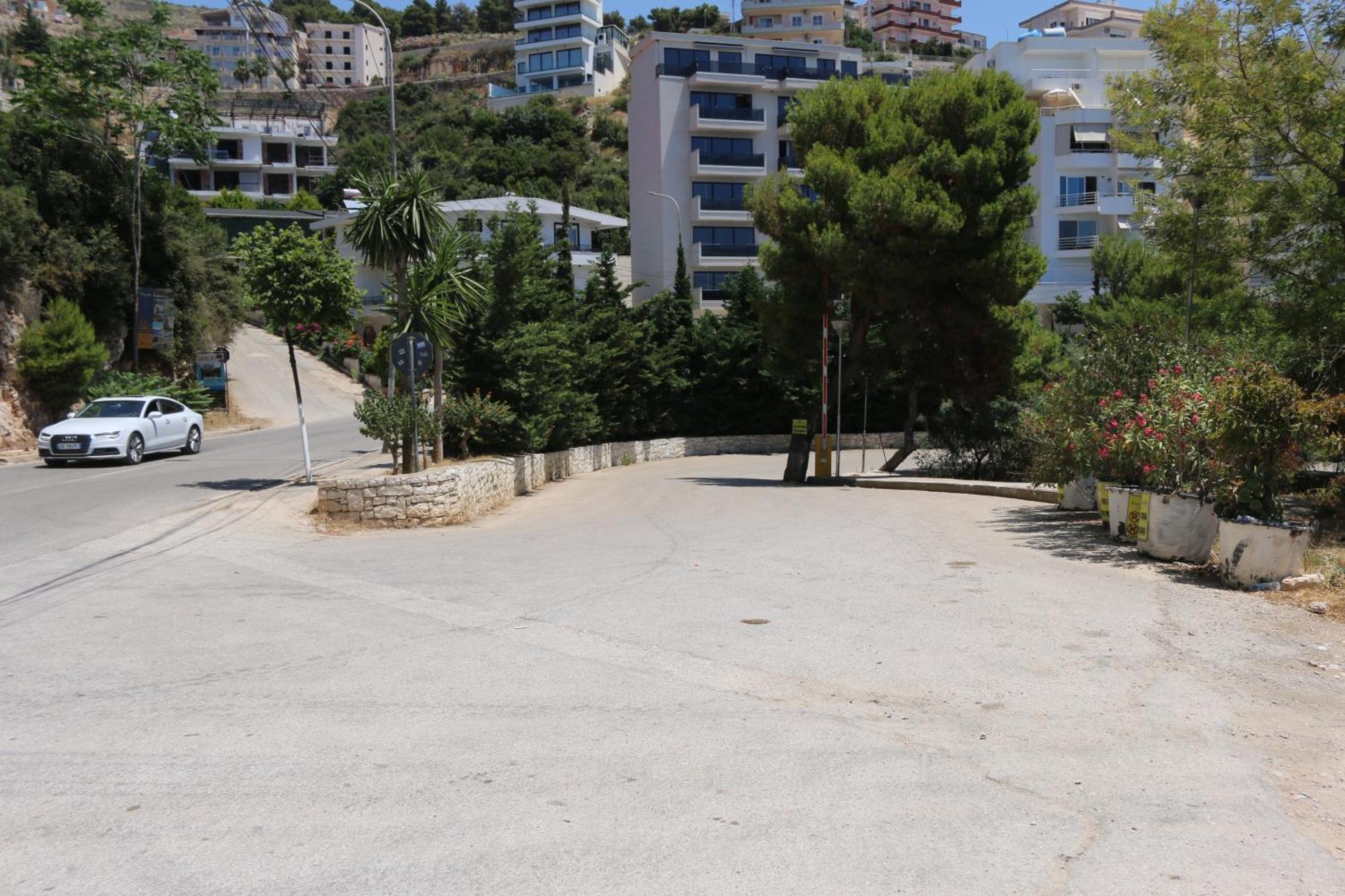 Apartament White -